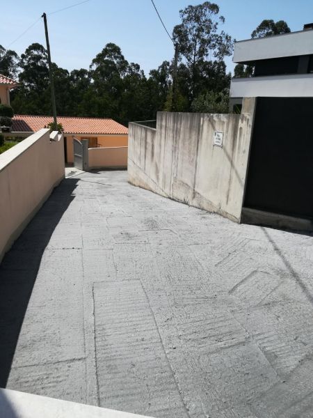 Pavimenta&ccedil;&atilde;o da Rua da Cova da Mina, em Vila Cova